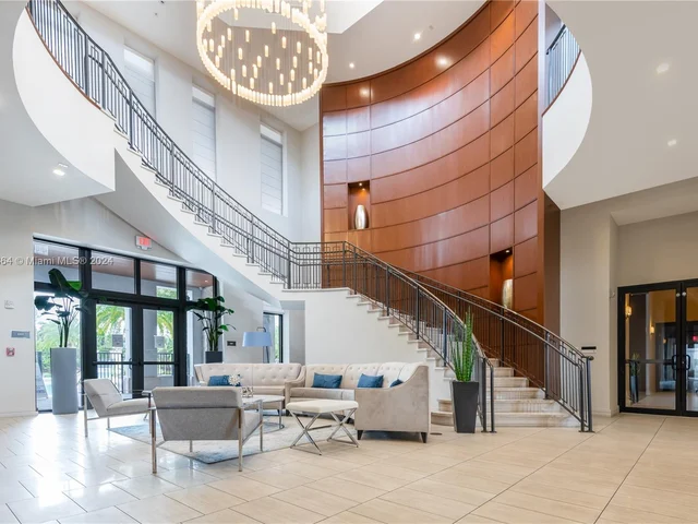 8680 NW 101st Pl, Doral FL 33178