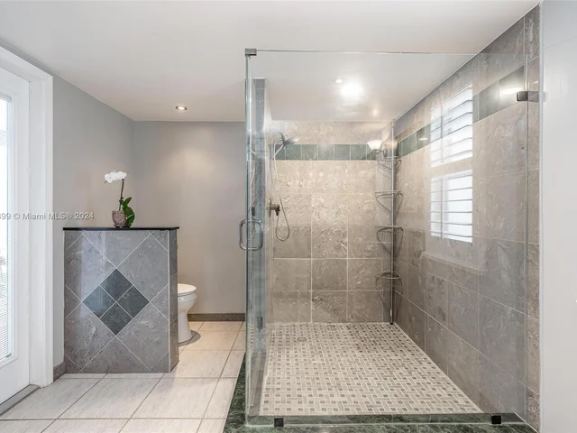 8721 SW 26th Ct, Davie FL 33328