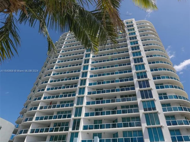 1881 79th St Cswy # 906, North Bay Village FL 33141