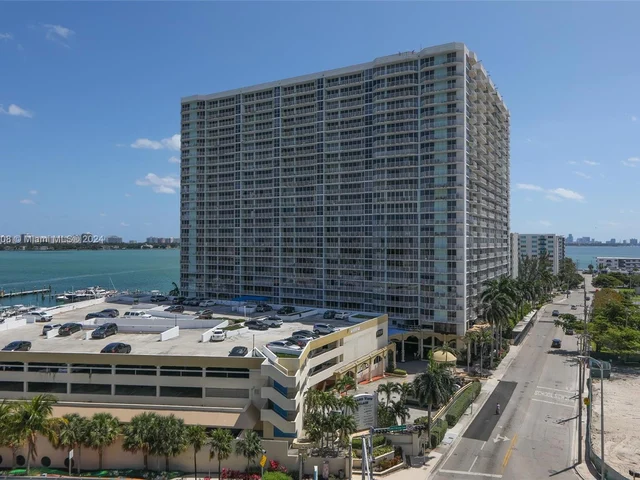 1881 79th St Cswy # 906, North Bay Village FL 33141