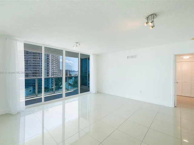 1881 79th St Cswy # 906, North Bay Village FL 33141