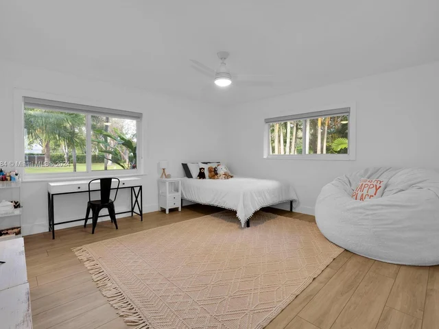 6450 SW 113th St, Pinecrest FL 33156