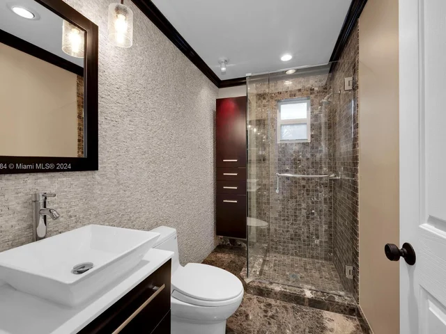 6450 SW 113th St, Pinecrest FL 33156