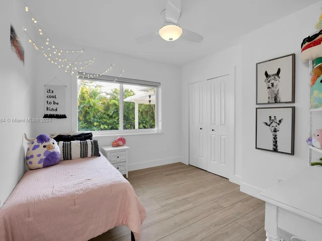 6450 SW 113th St, Pinecrest FL 33156