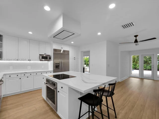 6450 SW 113th St, Pinecrest FL 33156