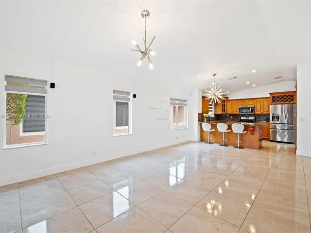 2048 NW 208th Way, Pembroke Pines FL 33029