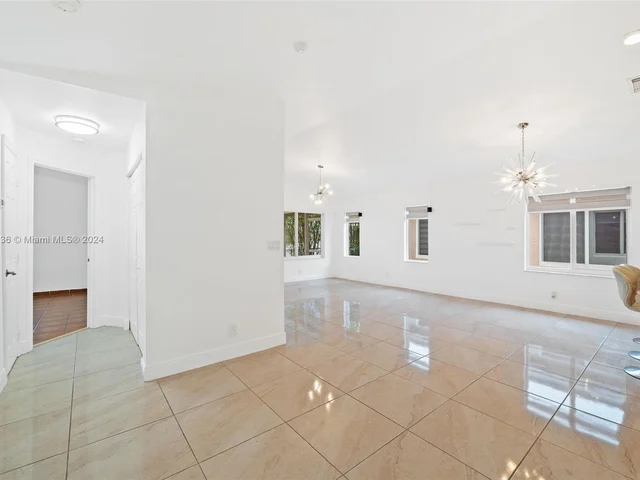 2048 NW 208th Way, Pembroke Pines FL 33029