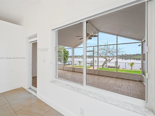 2048 NW 208th Way, Pembroke Pines FL 33029