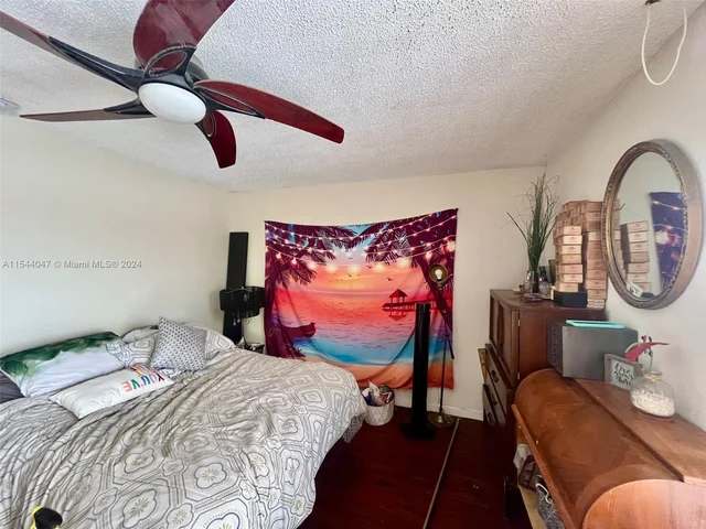 6290 W 24th Ct # 5, Hialeah FL 33016