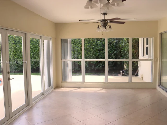 10875 NW 37th Ct, Coral Springs FL 33065