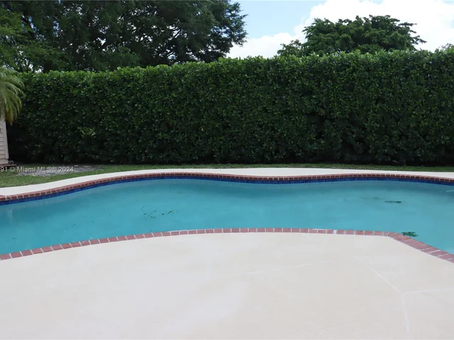 10875 NW 37th Ct, Coral Springs FL 33065