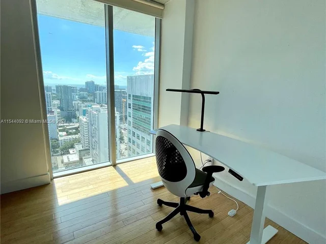 690 SW 1st Ct # 3117, Miami FL 33130