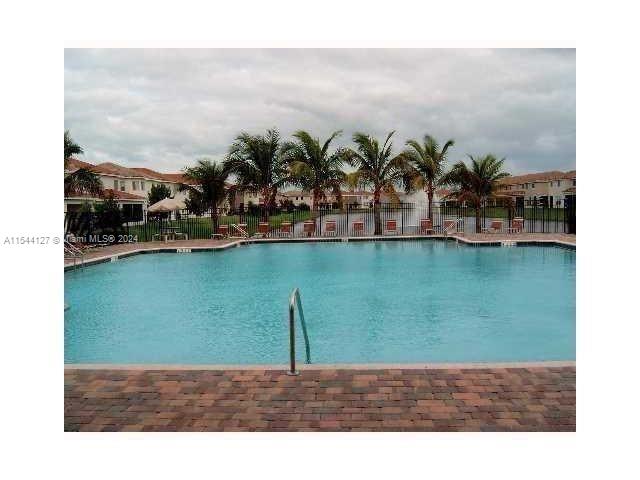 2204 Oakmont Dr # 0, Riviera Beach FL 33404