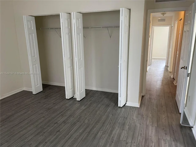 2204 Oakmont Dr # 0, Riviera Beach FL 33404