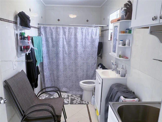 20927 SW 124th Ave Rd, Miami FL 33177