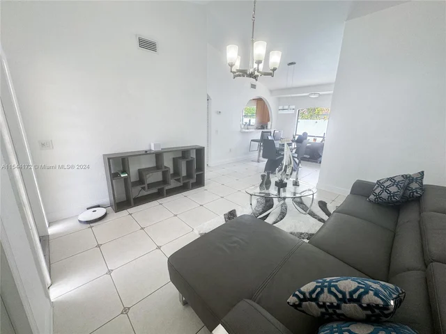 20927 SW 124th Ave Rd, Miami FL 33177