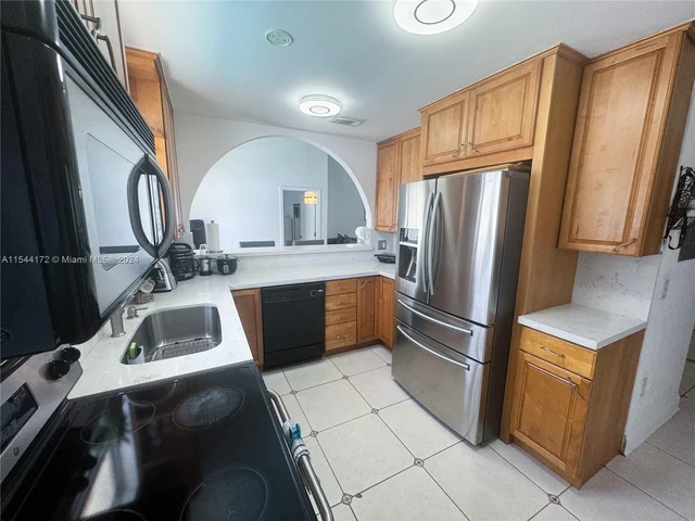 20927 SW 124th Ave Rd, Miami FL 33177