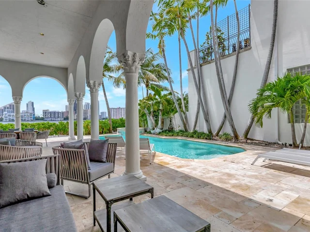 4040 Island Estates Dr, Aventura FL 33160