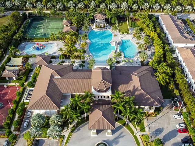 7925 NW 104th Ave # 1, Doral FL 33178