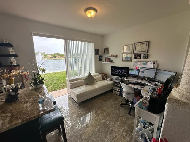 2717 SE 15th Rd # 107, Homestead FL 33035