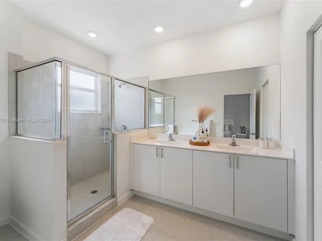 16242 SW 290th Ter, Miami FL 33033