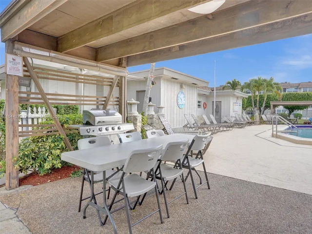 3500 NW 48th Ave # 516, Lauderdale Lakes FL 33319