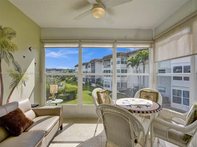 3500 NW 48th Ave # 516, Lauderdale Lakes FL 33319