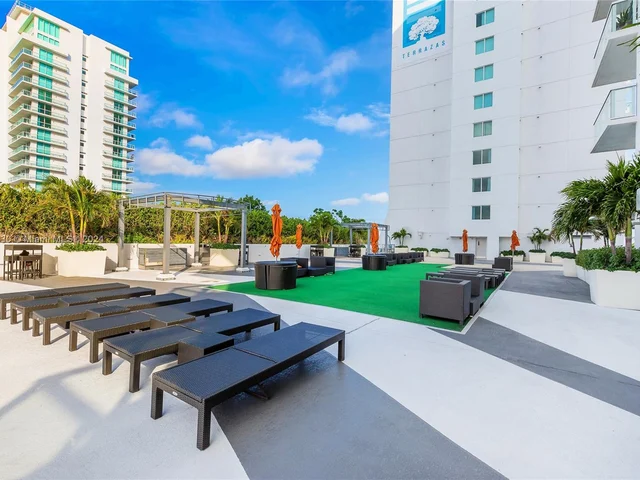 1861 NW S River Dr # 2404, Miami FL 33125