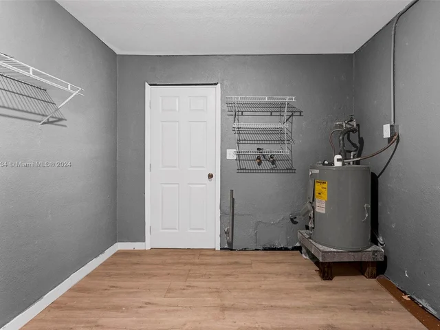 806 NE 52nd St, Deerfield Beach FL 33064