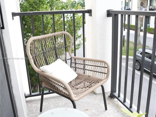 4745 NW 84th Ct # 22, Doral FL 33166