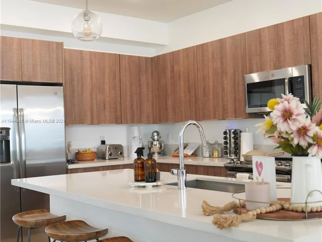 4745 NW 84th Ct # 22, Doral FL 33166