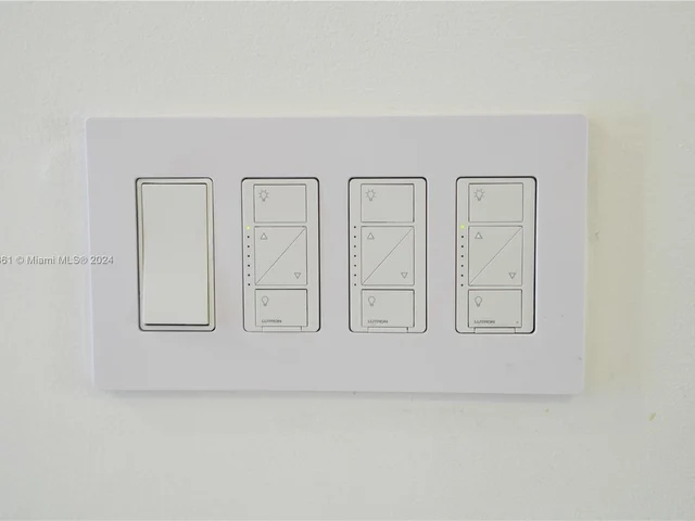 4745 NW 84th Ct # 22, Doral FL 33166