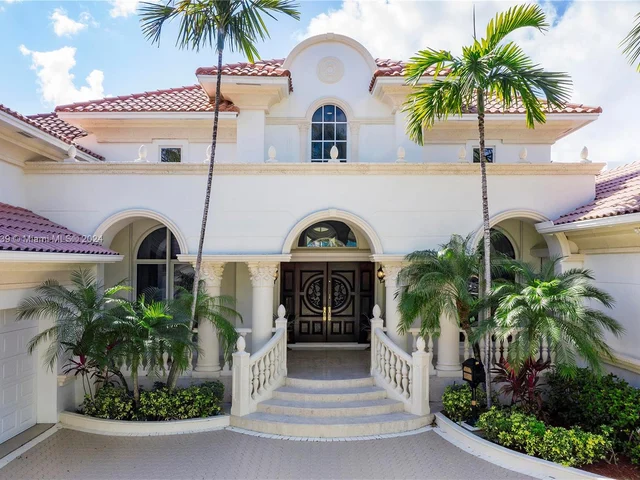 166 Bal Bay Dr, Bal Harbour FL 33154