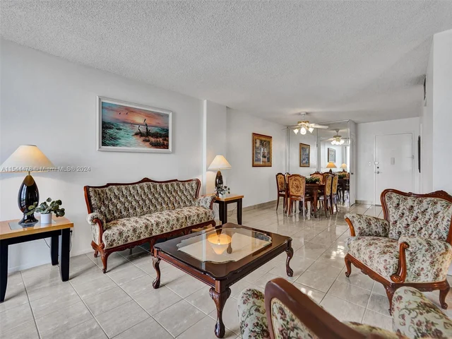 1600 S Ocean Dr # 15B, Hollywood FL 33019
