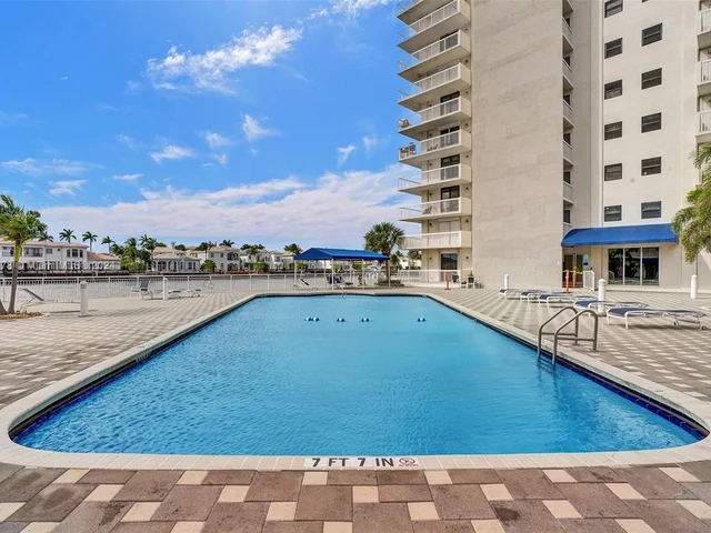 1600 S Ocean Dr # 15B, Hollywood FL 33019