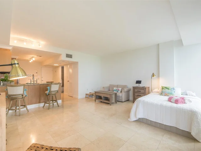10275 Collins Ave # 405, Bal Harbour FL 33154