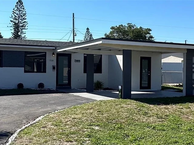 7750 Simms St, Hollywood FL 33024