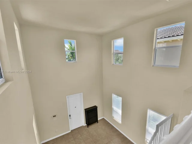 17075 SW 92nd St, Miami FL 33196