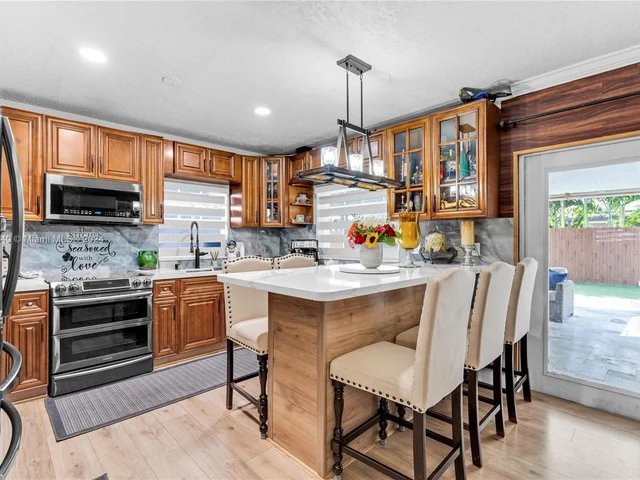 8101 SW 149th Ave, Miami FL 33193