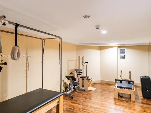 50 Biscayne Blvd # 2903, Miami FL 33132