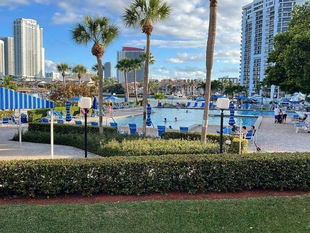 2500 Parkview Dr # 2411, Hallandale Beach FL 33009