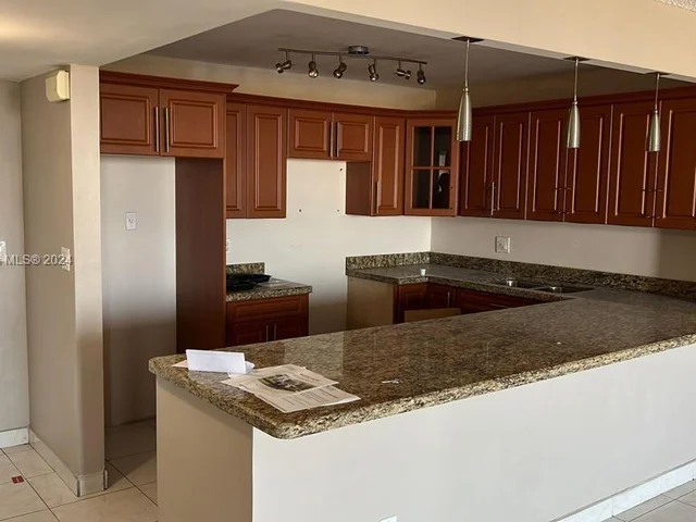 2500 Parkview Dr # 2411, Hallandale Beach FL 33009