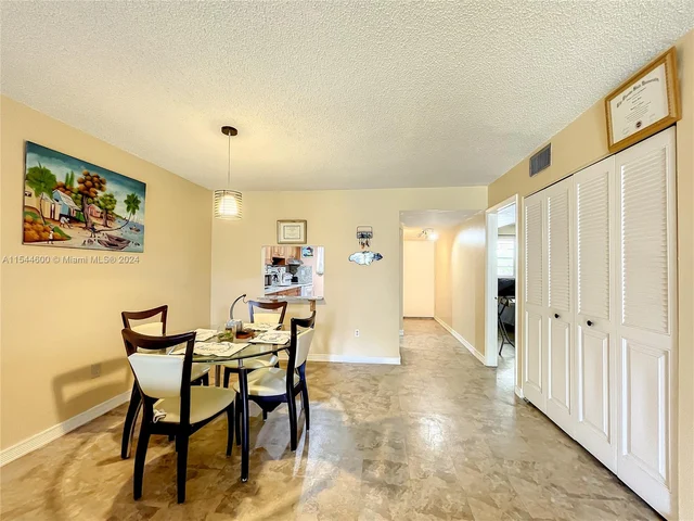 3253 Foxcroft Rd # G314, Miramar FL 33025