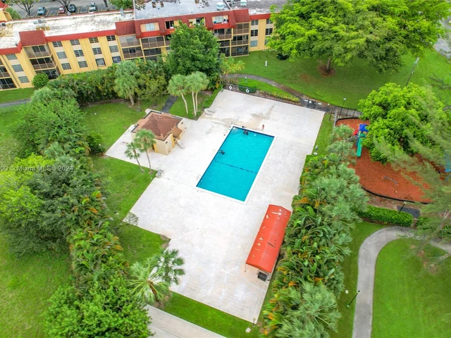 3253 Foxcroft Rd # G314, Miramar FL 33025