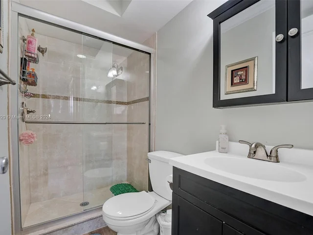 300 Oregon St # 503, Hollywood FL 33019