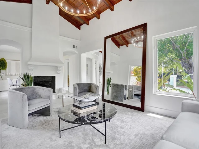 6355 Lagorce Dr, Miami Beach FL 33141