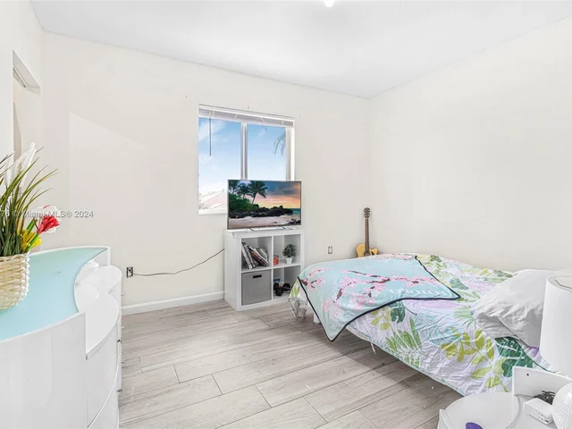 28449 SW 130th Pl, Homestead FL 33033