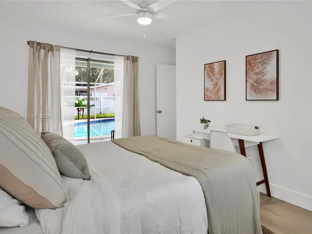 1861 NW 36th St, Oakland Park FL 33309