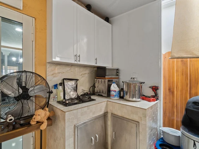 10684 NW 87th Ct # 10684, Hialeah Gardens FL 33018