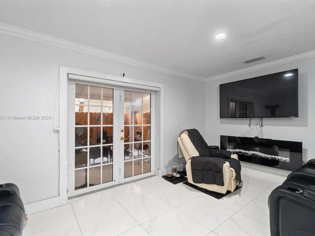 10684 NW 87th Ct # 10684, Hialeah Gardens FL 33018